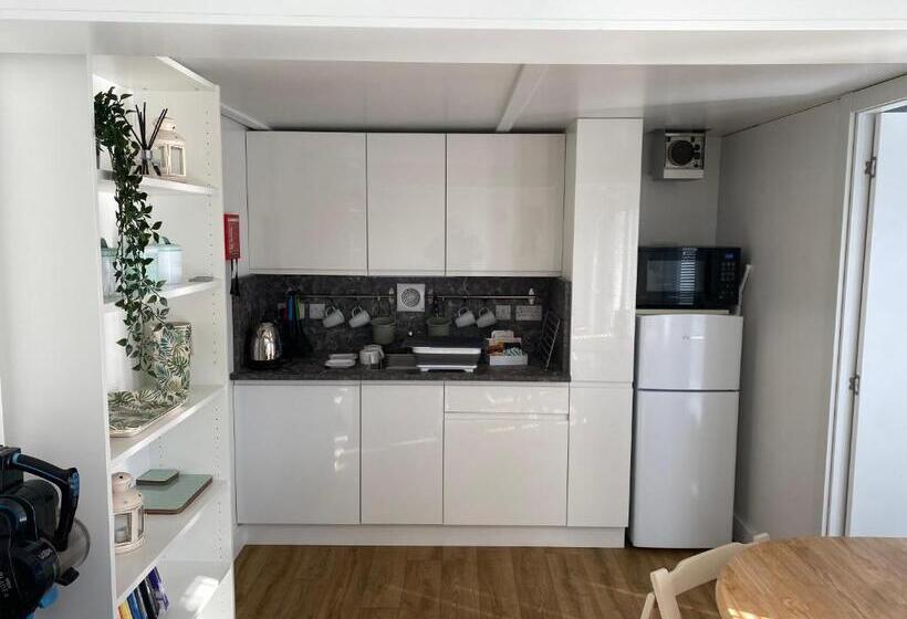 کلبه ییلاقی سوپریور یک خوابه, Talybont Bed And Breakfast