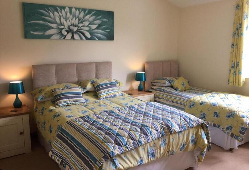 غرفة قياسية, Bryn Derw