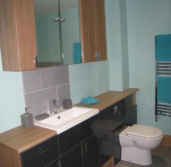 غرفة قياسية, Bryn Derw