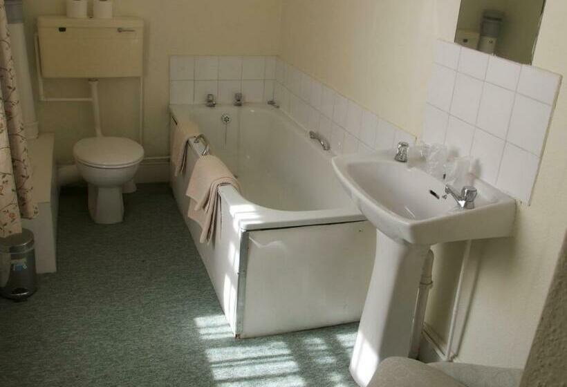 스탠다드 룸, Calverts Hotel   Newport, Isle Of Wight