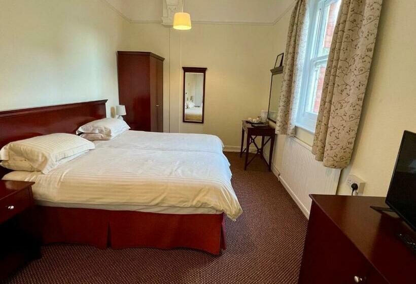 스탠다드 룸, Calverts Hotel   Newport, Isle Of Wight