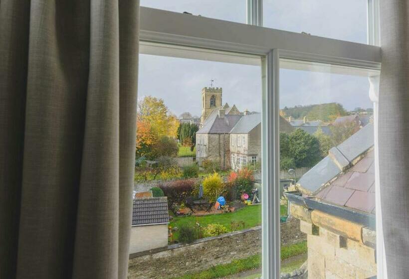 منزل غرفة نوم واحدة, Eastfield Lodge