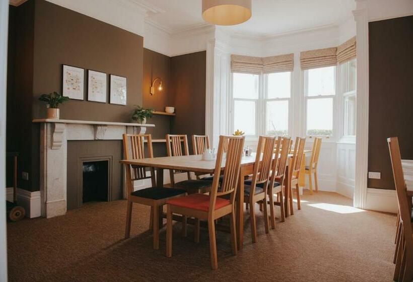 منزل غرفة نوم واحدة, Eastfield Lodge