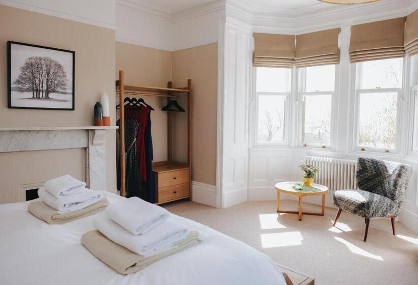 منزل غرفة نوم واحدة, Eastfield Lodge