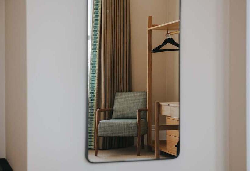 منزل غرفة نوم واحدة, Eastfield Lodge