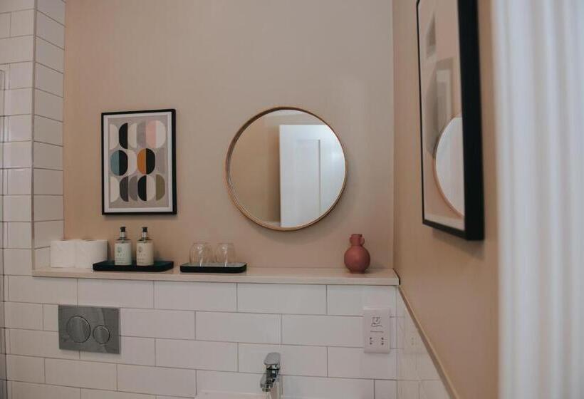 منزل غرفة نوم واحدة, Eastfield Lodge