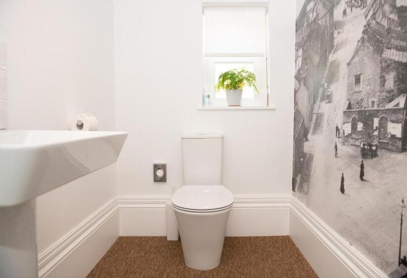 منزل غرفة نوم واحدة, Eastfield Lodge