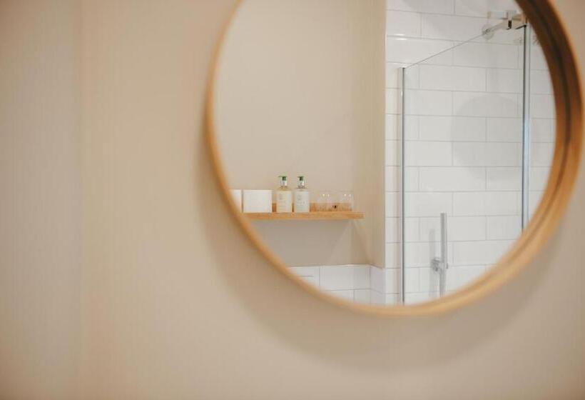 منزل غرفة نوم واحدة, Eastfield Lodge