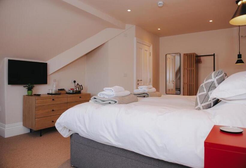 منزل غرفة نوم واحدة, Eastfield Lodge