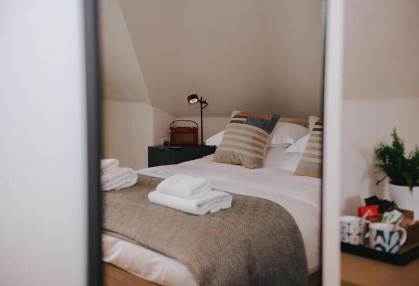 منزل غرفة نوم واحدة, Eastfield Lodge