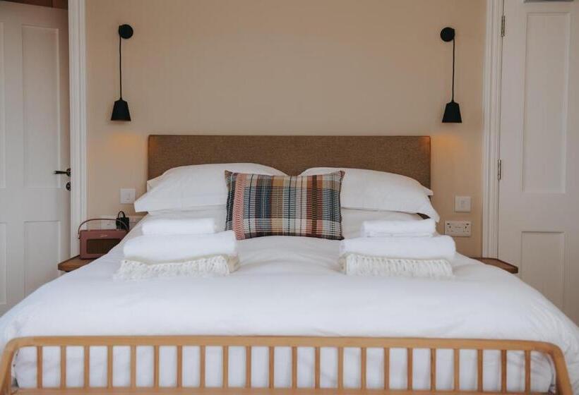 منزل غرفة نوم واحدة, Eastfield Lodge