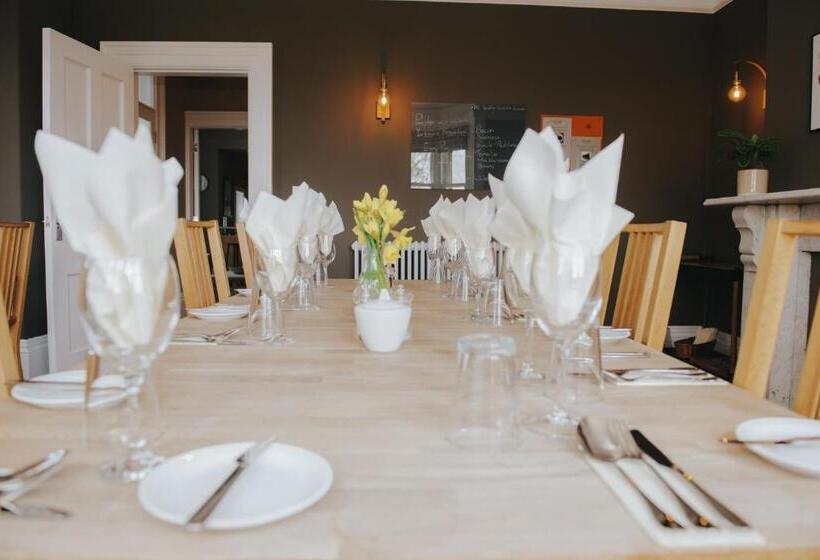 منزل غرفة نوم واحدة, Eastfield Lodge