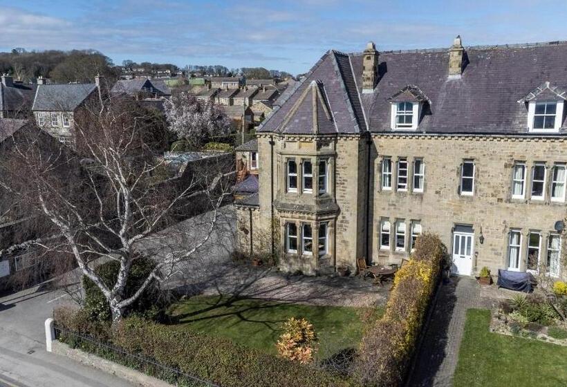 منزل غرفة نوم واحدة, Eastfield Lodge