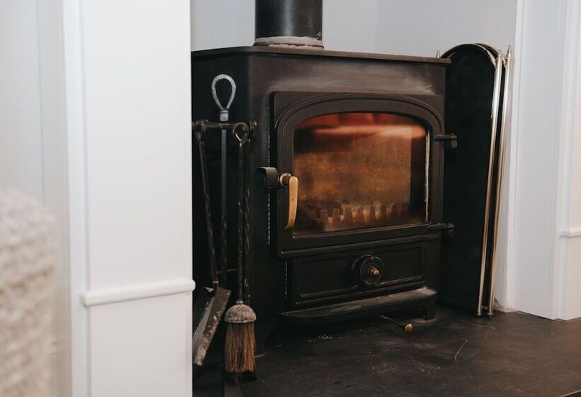 منزل غرفة نوم واحدة, Eastfield Lodge