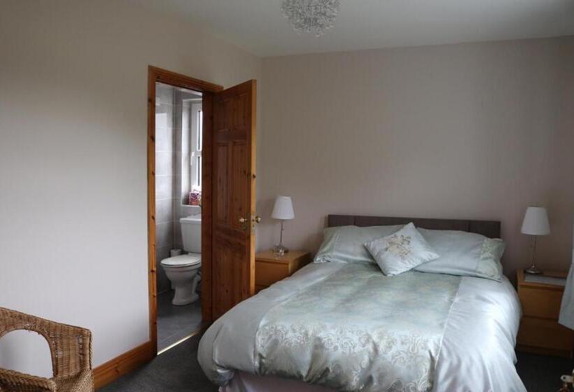 スタンダードルーム, Five Oaks