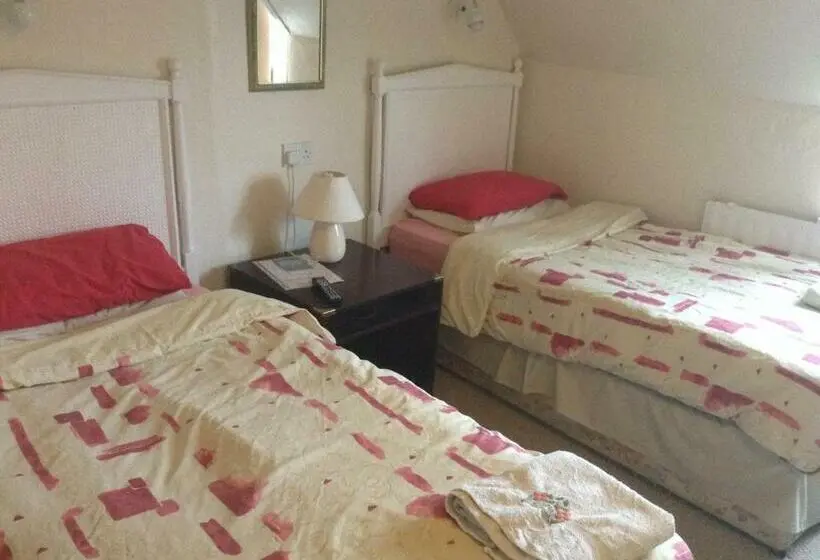 Perhehuone, Park House Guest House