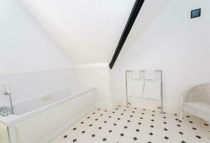 스탠다드 룸 킹사이즈 침대, Sunnycroft