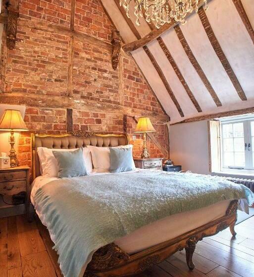 اتاق استاندارد, The Broad Leys