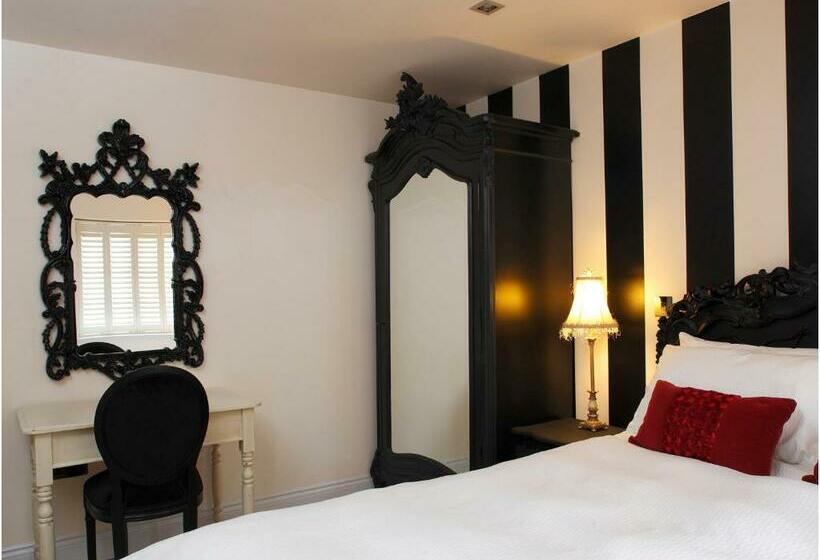 اتاق استاندارد, The Broad Leys