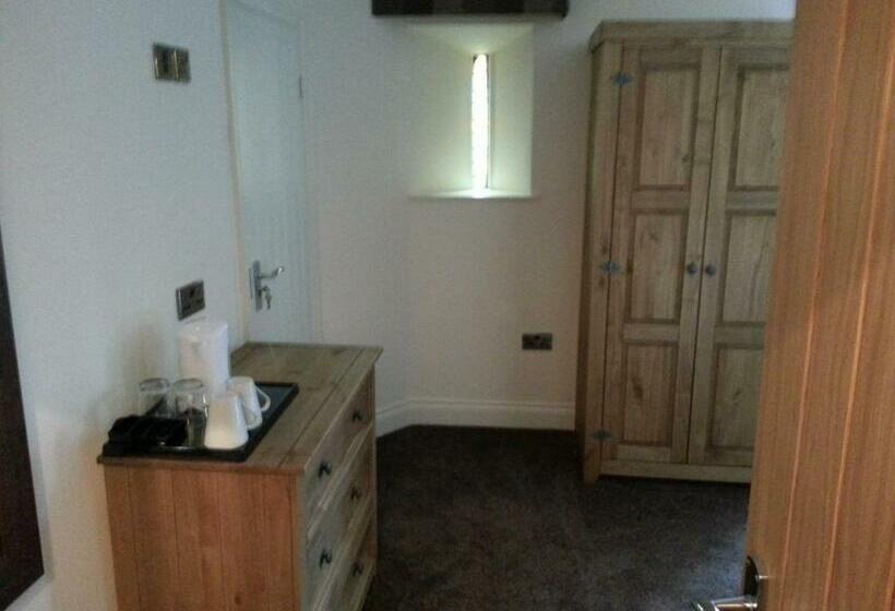 غرفة قياسية, The Court House Inn