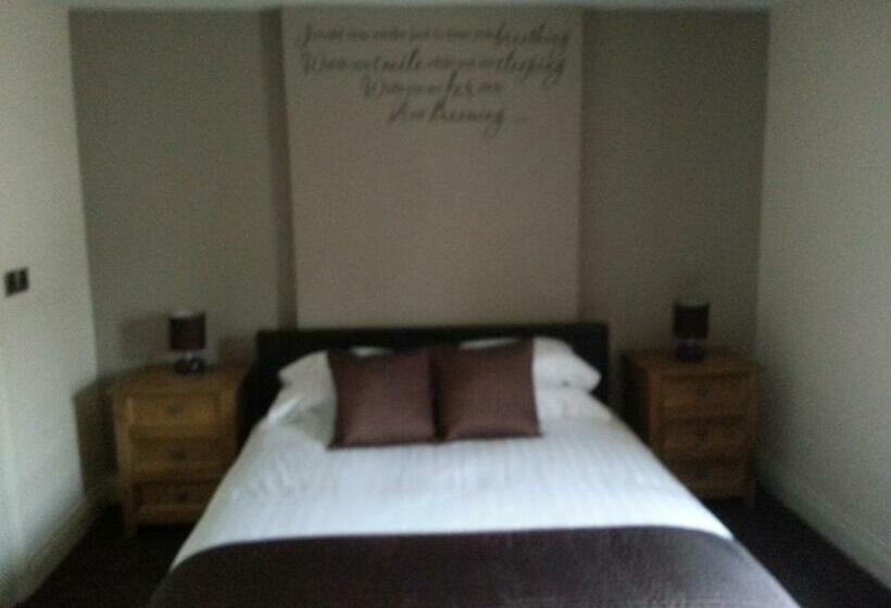 غرفة قياسية سرير كينج, The Court House Inn