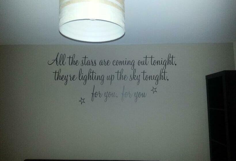 غرفة قياسية فردية, The Court House Inn