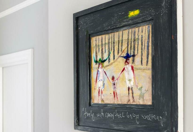 اتاق استاندارد, The Dartmouth Boutique B &b