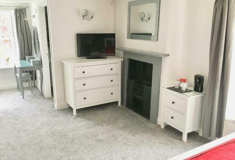 غرفة قياسية, The Greyhound Inn