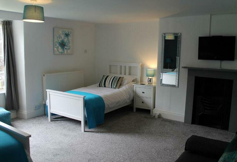 غرفة قياسية, The Greyhound Inn