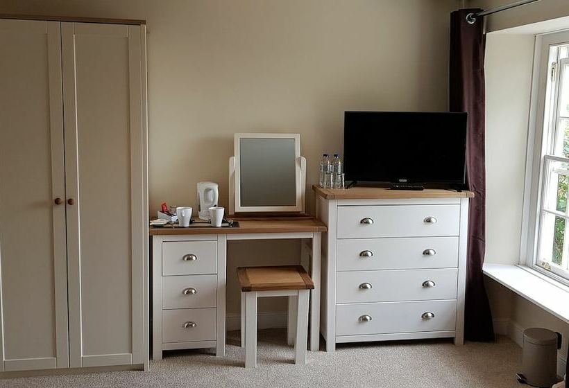 غرفة قياسية, The Greyhound Inn