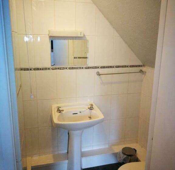 Семейный Номер, The Grove