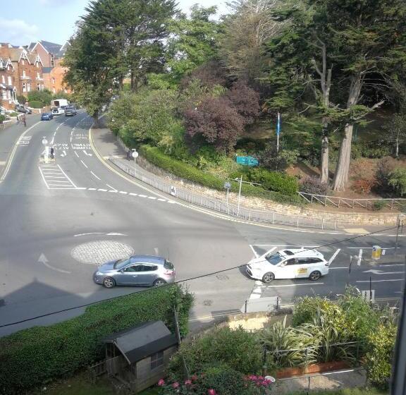 Номер Basic, The Grove