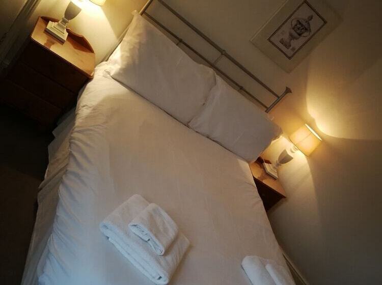 Семейный Номер, The Grove