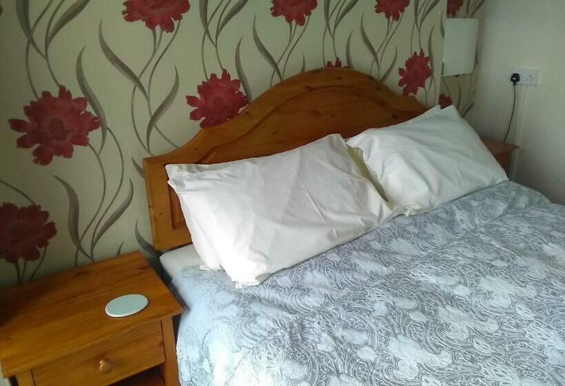 חדר סטנדרט, The Iverna