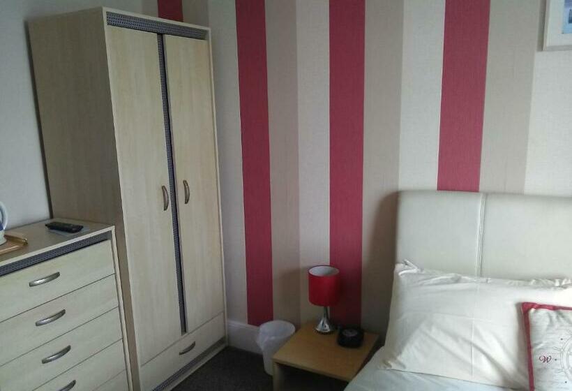 חדר סטנדרט, The Iverna