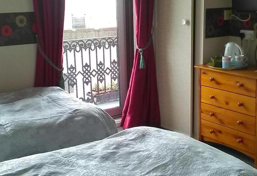 חדר סטנדרט עם מרפסת, The Iverna