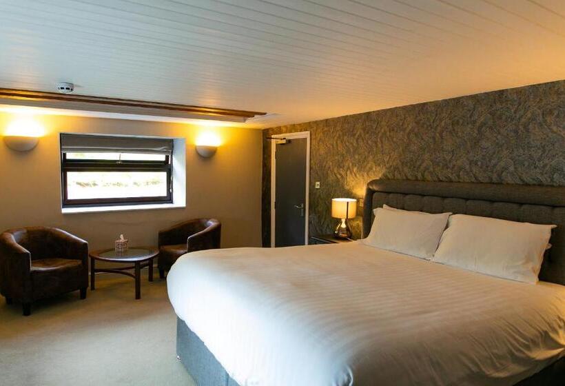 Номер Стандарт Вид на Реку, The Maltsters Arms