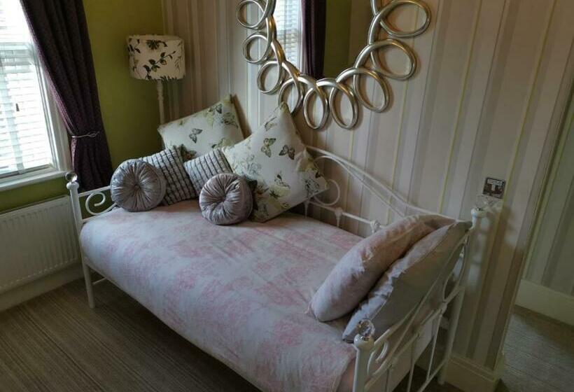 スイート, Vale House