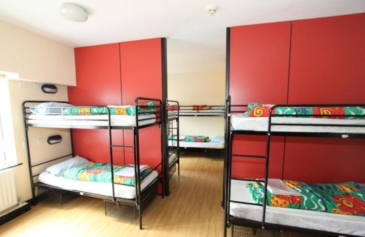 تختخواب در اتاق مشترک, Belfast International Youth Hostel