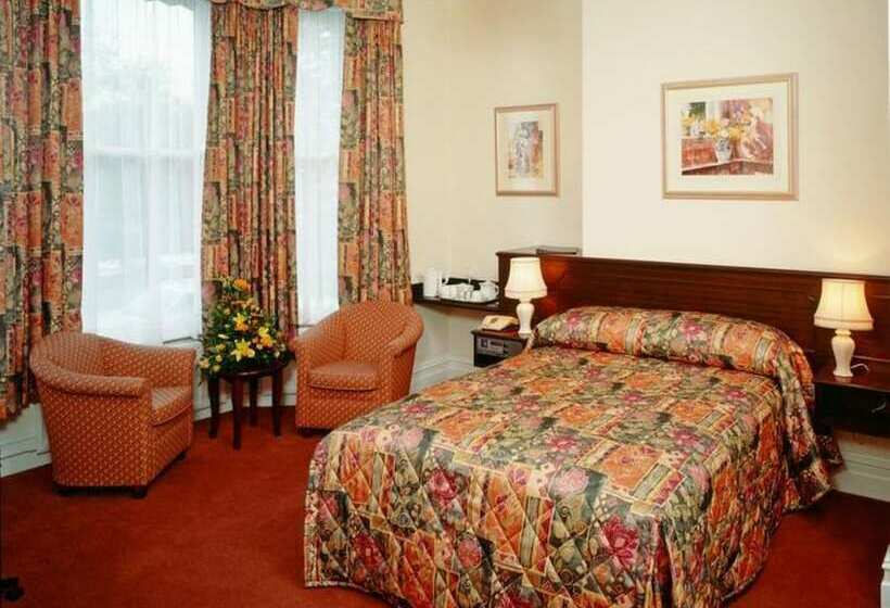 스탠다드 룸, Ashley