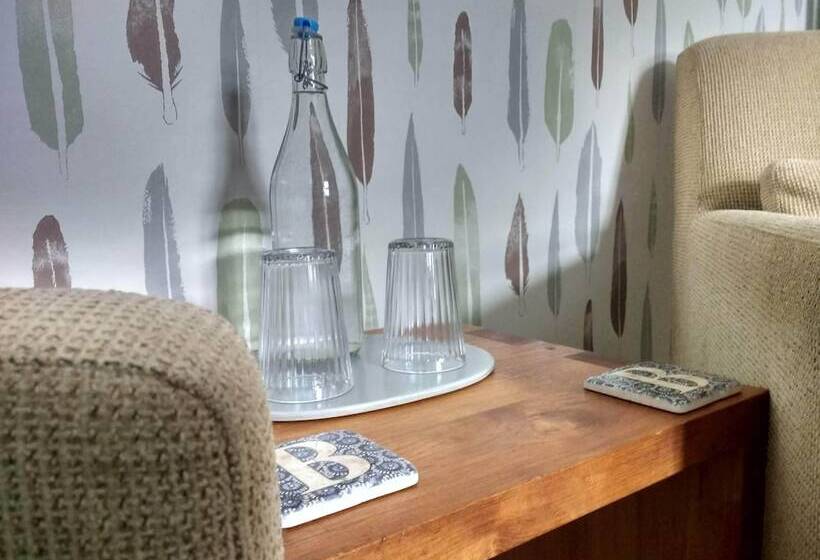 Quarto Deluxe, Browns