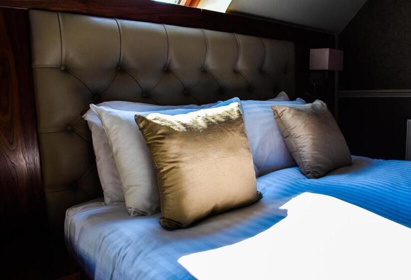 ファミリールーム, Dalziel Park