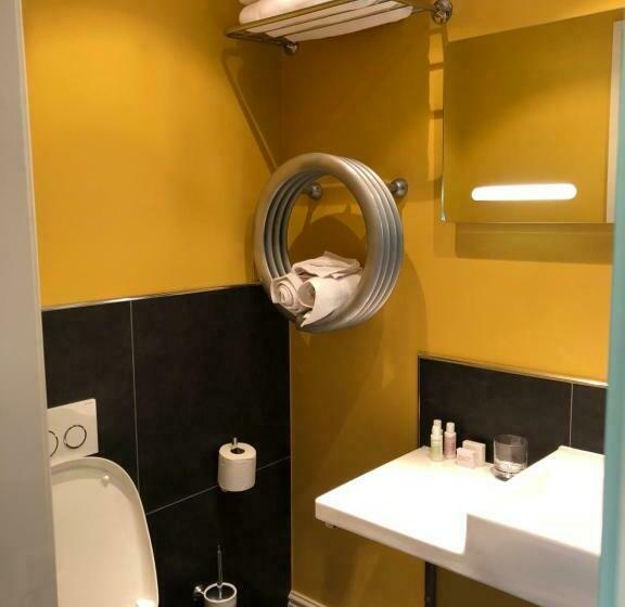 غرفة سوبيريور, Hickman Hill