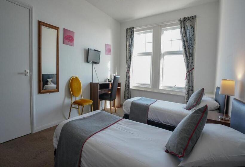 Quarto Familiar Deluxe, OYO Shanklin Beach