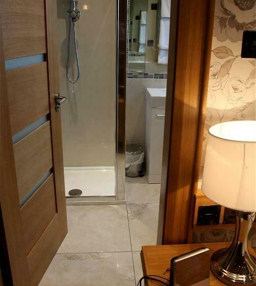 Семейный Номер, The Royal