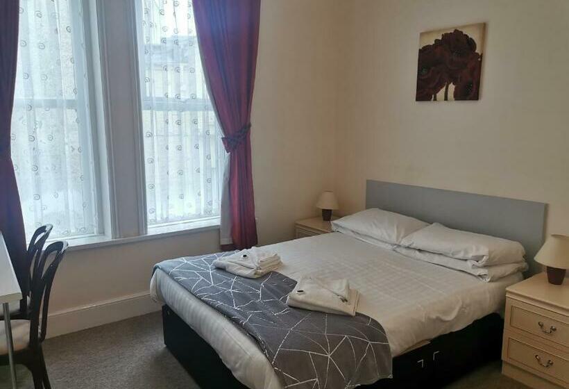 غرفة قياسية, Royal Pier