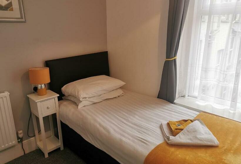 غرفة قياسية فردية, Royal Pier