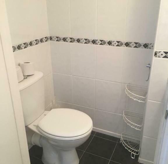 غرفة قياسية فردية, Royal Pier