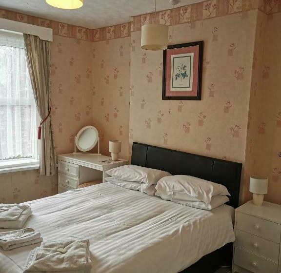 غرفة قياسية, Royal Pier