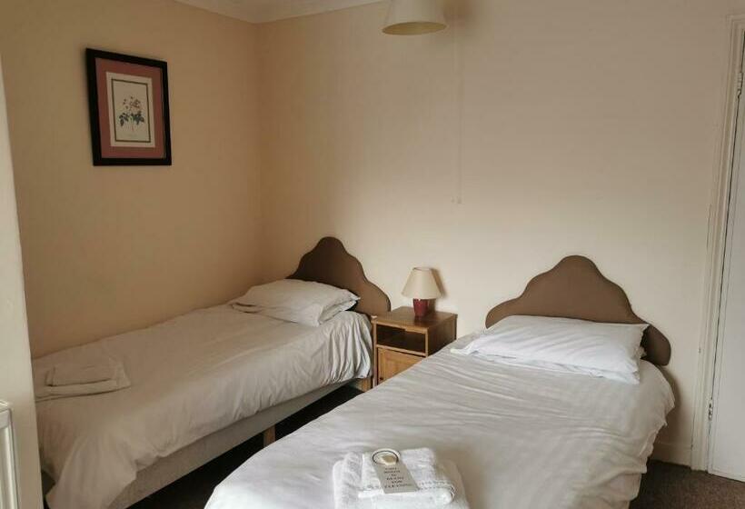 غرفة قياسية, Royal Pier